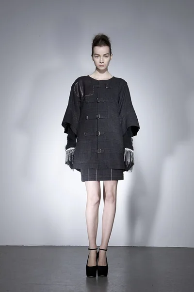 Look 19